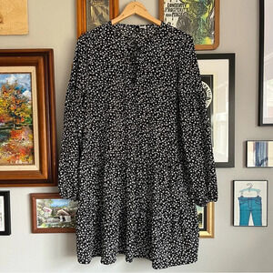 H&M Floral Black and White Peasant Dress